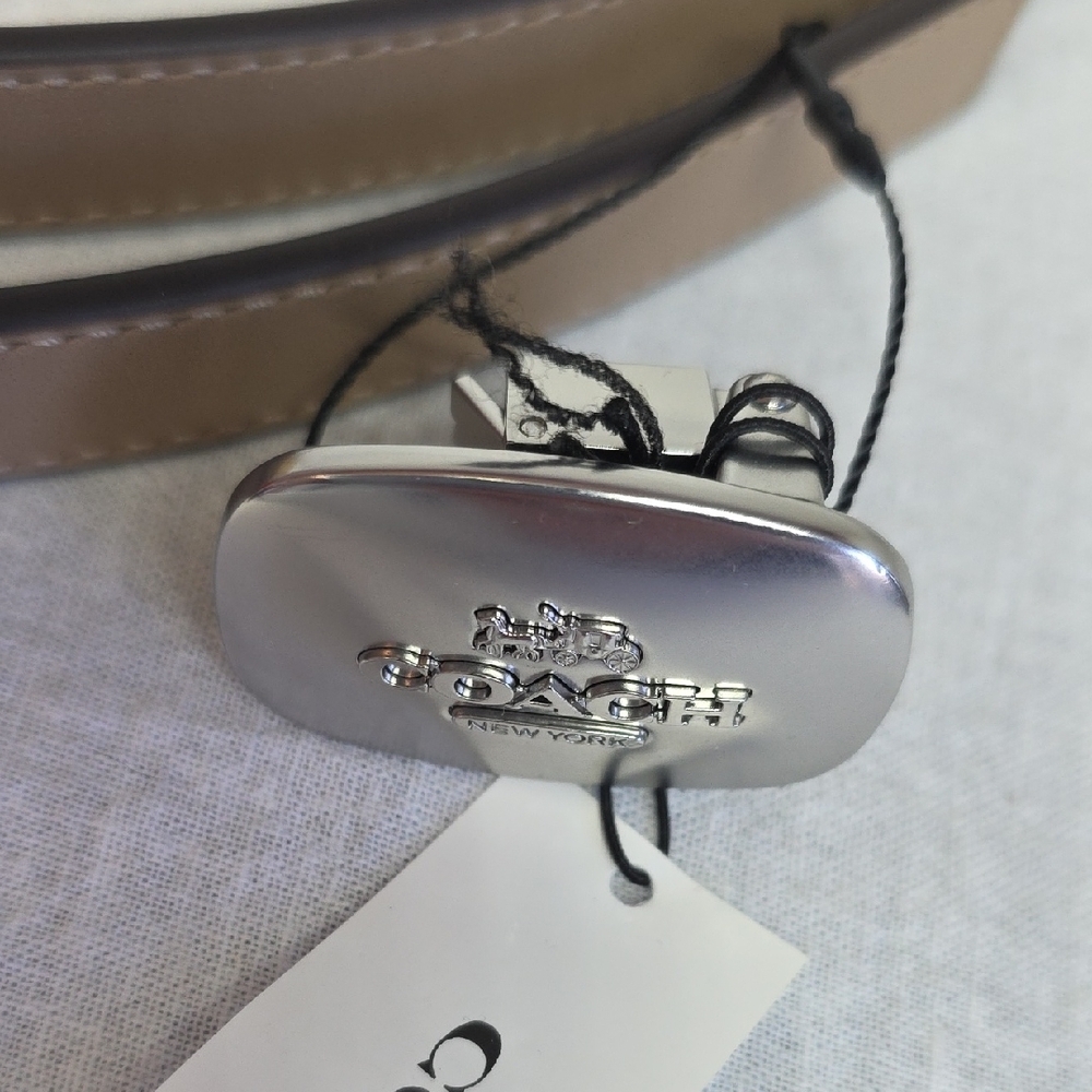 Coach Eliza Leather Belt NWT - Picture 8 of 9
